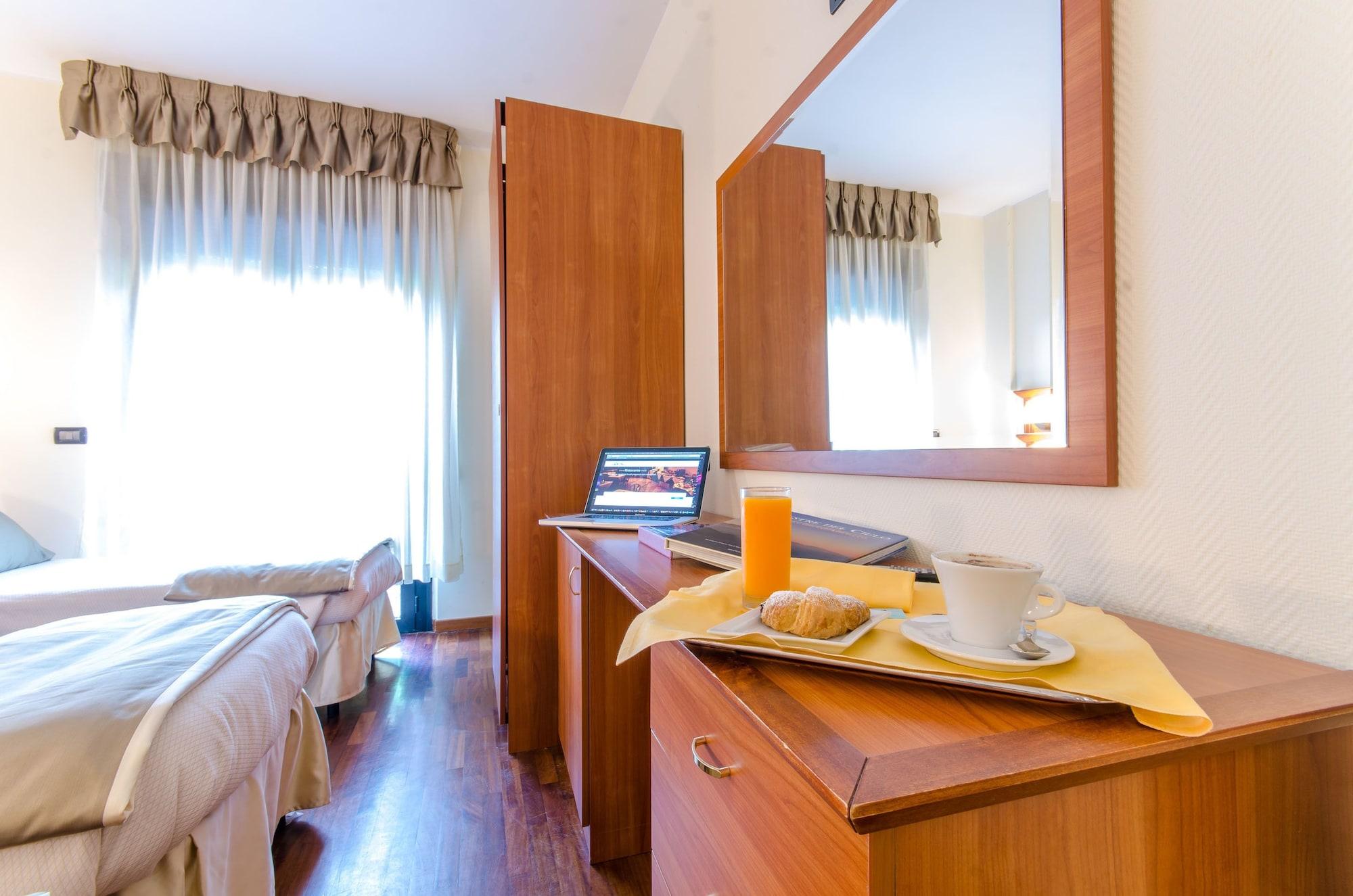 Hotel Federico II LʼAquila المظهر الخارجي الصورة