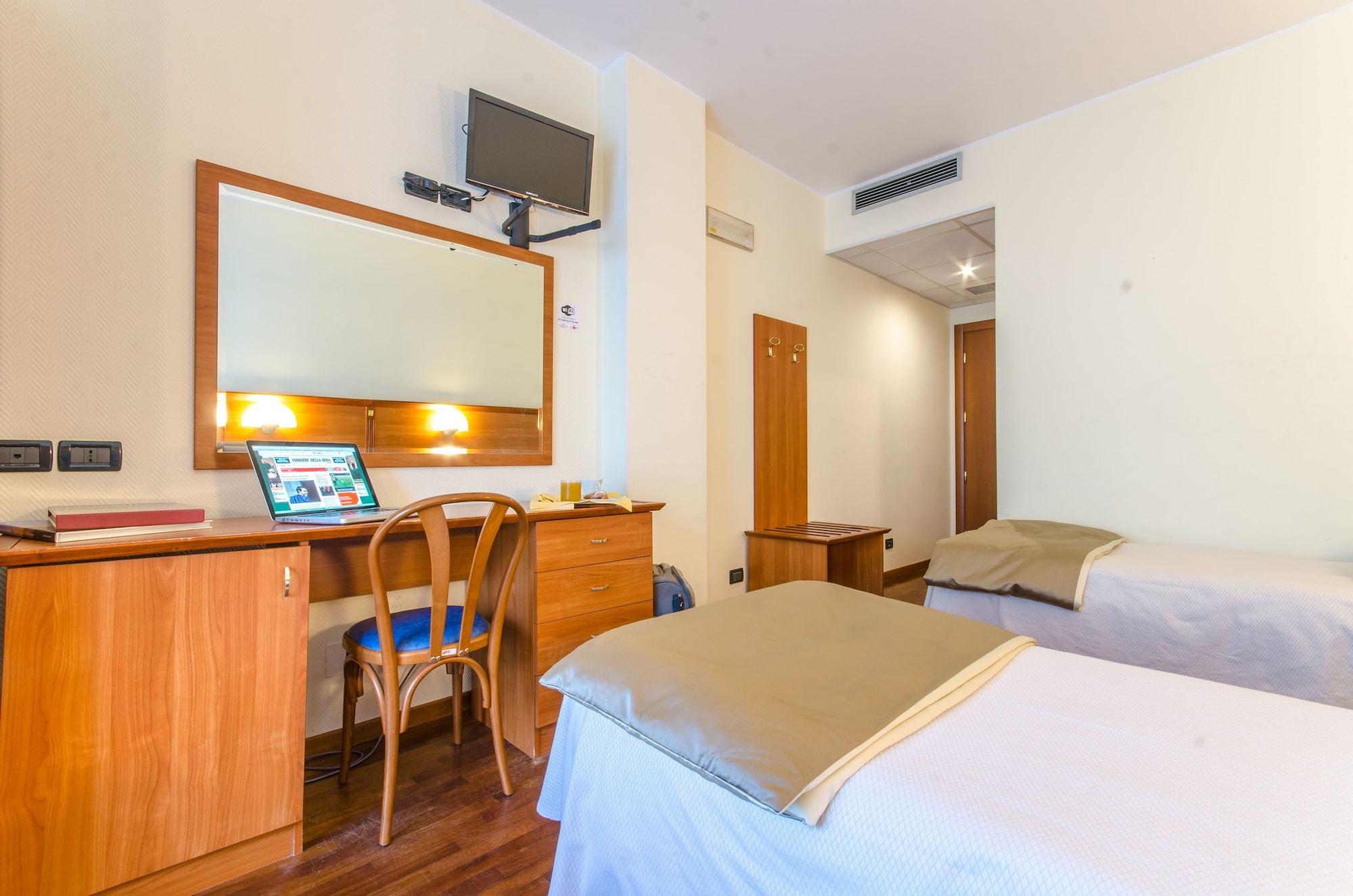 Hotel Federico II LʼAquila المظهر الخارجي الصورة