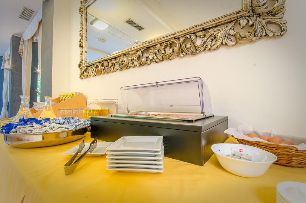 Hotel Federico II LʼAquila المظهر الخارجي الصورة