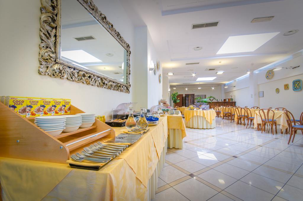 Hotel Federico II LʼAquila المظهر الخارجي الصورة