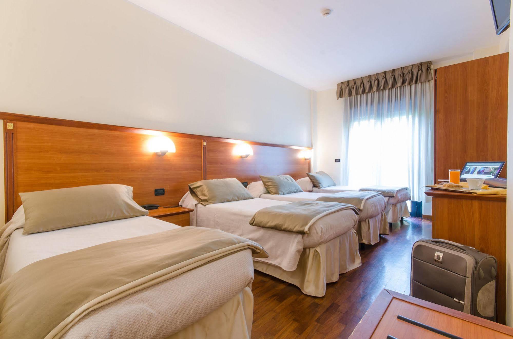 Hotel Federico II LʼAquila المظهر الخارجي الصورة